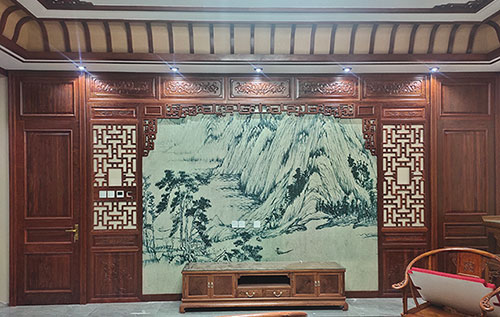 龙江镇中式仿古别墅客厅背景墙花格木作装饰
